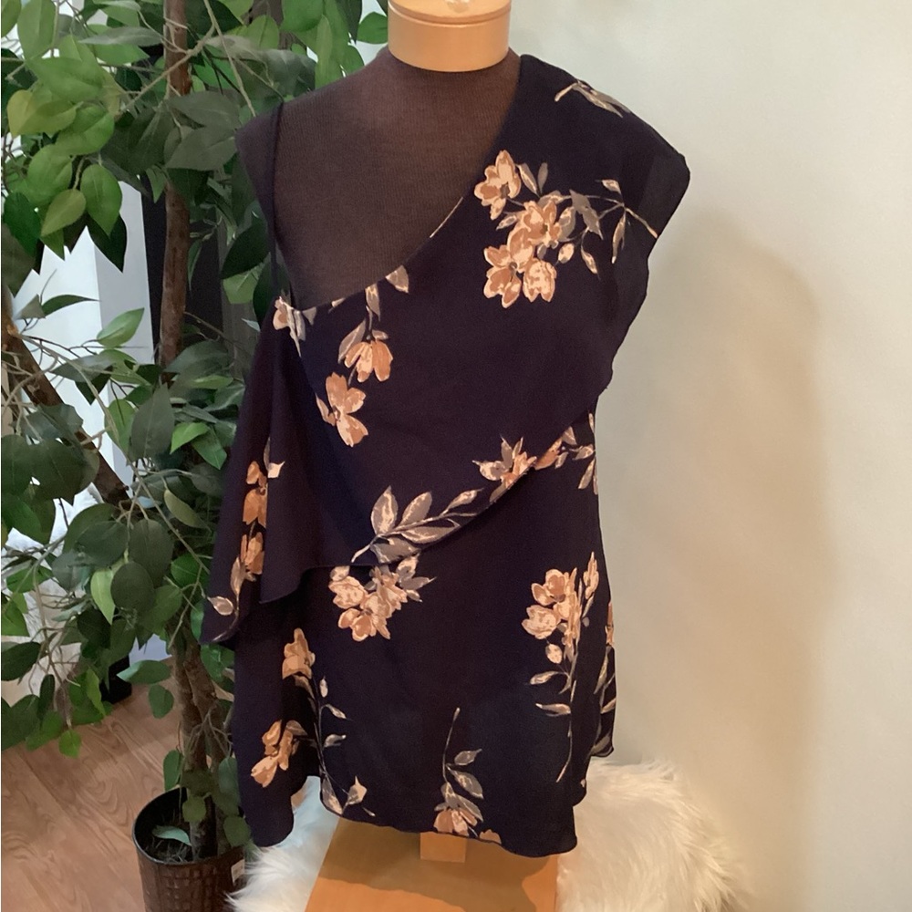 Sensational Collection  Floral Top – Woman’s Size 2X layered look